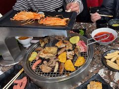 -啊美丽炭火烤肉(滑翔一店)