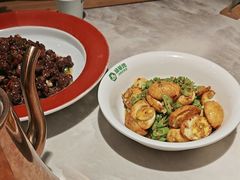 -绿草地·湘菜(酃湖师院店)