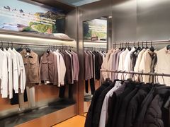 -燕莎奥特莱斯购物中心