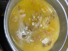 -禄婶鸡煲·打边炉