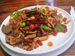爆炒羊杂-伊犁羊杂馆