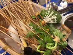 -马路边边串串香形象店(磐石路店)