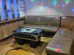 -蓝尊量贩(黄河路店)