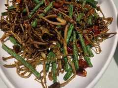 -闫府私房菜·百年鲁菜(欧亚店)