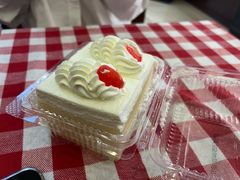 -红宝石·鲜奶小方·海派西点房(丰庄店)