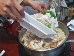 -野菌皇海景野生菌火锅(滨海大道店)