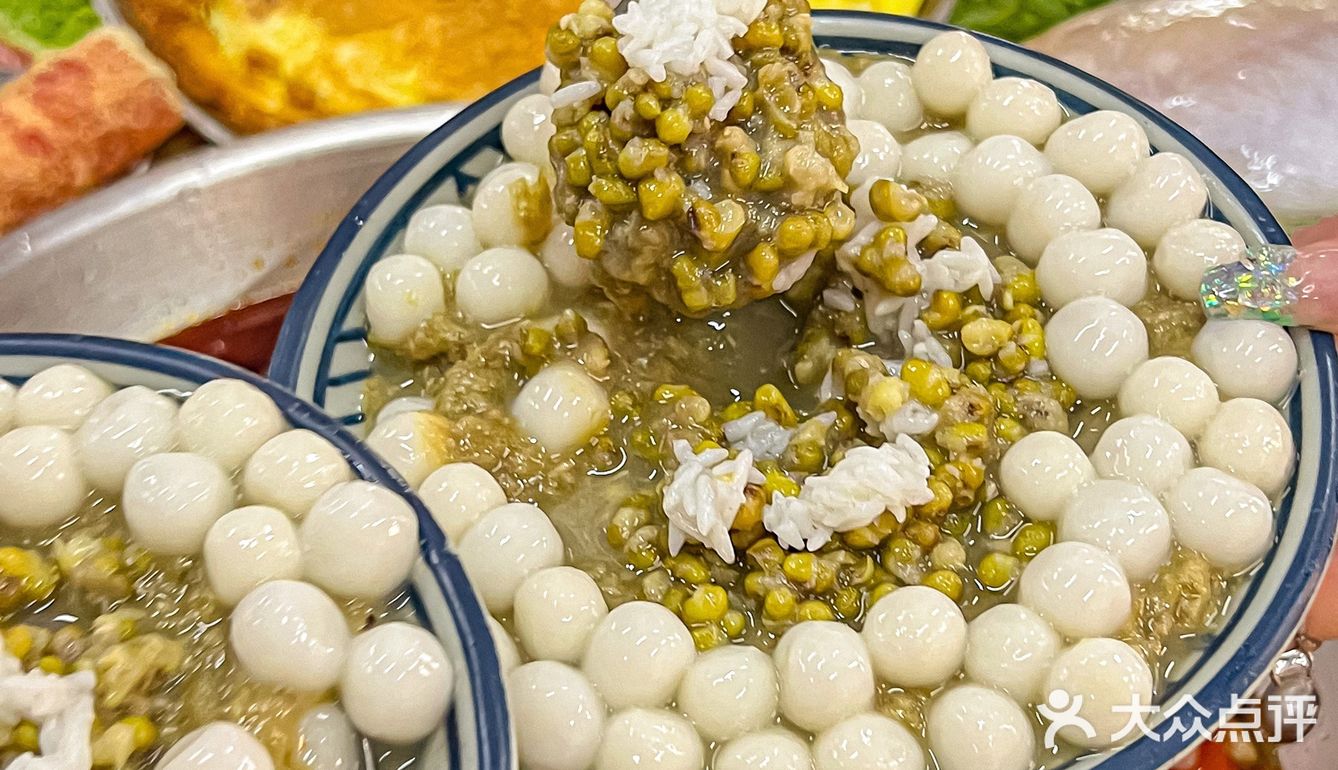 坐穿半个武汉就为了一碗绿豆冰汤圆！好清爽