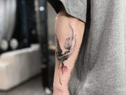 点击看大图 -龙之吻专业刺青·手工耳洞·纹身去色
