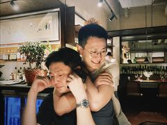 -肆海小川菜酒馆Wine Bistro (青年路店)