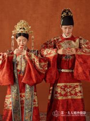 -第一夫人婚纱摄影(南京店)