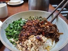 油鸡枞豆花米线-怡得饭庄·宋大妈昆明菜(海埂店)