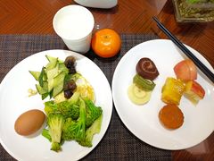 -武汉光谷广场杨家湾地铁站怡程酒店
