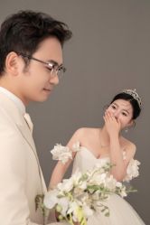 -雪中彩影婚纱摄影·微光艺术中心