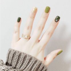 -芊指百魅