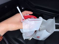 -必胜客(松雷店)