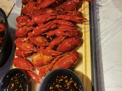 -肥肥虾庄·金牌油焖大虾(沙湖店)