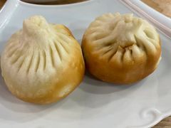 鲜肉生煎包-老苏州大客堂·苏帮菜·松鼠桂鱼·苏州传统小吃(观前街人民商场店)