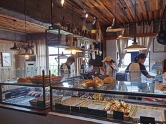 面包甜点陈列柜-仙峰天然面包(迎宾路店)