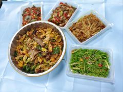 -聚鑫朋酸菜肥肠(文艺路口店)