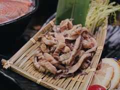 -湊湊火锅·茶憩(打浦桥日月光店)