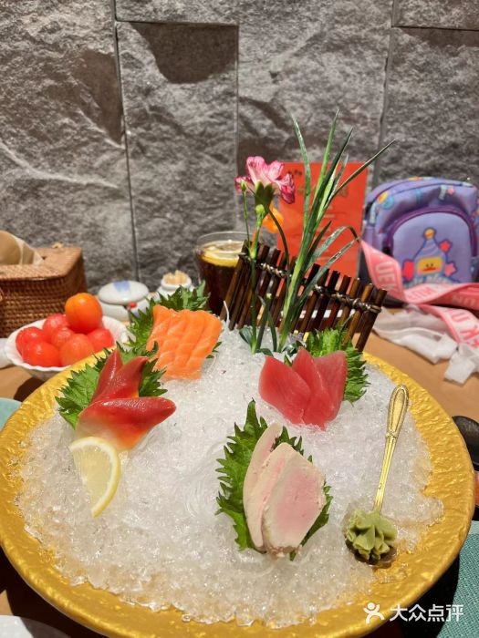 文三酒肆自助放题(新街口友谊广场店)秒懂三文鱼图片