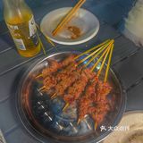 露天街边吃烤串才是厦门，白天肉铺晚上烤串