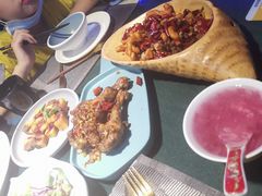 -忘忧草融合私房菜(红鼎国际店)
