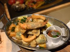-Carbon莫卡哆·意大利复古集市餐厅(杭州大厦店)