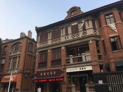 -黎黄陂路街头博物馆