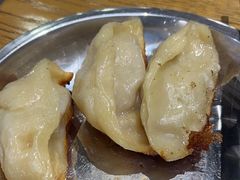 -黄阿姨锅贴大王(万航渡路店)