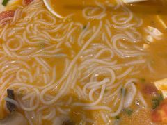 -粉小主·贵州酸汤牛肉粉(南京仙林金鹰店)