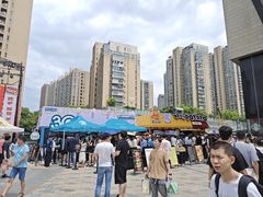 -龙湖杭州滨江天街