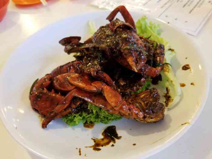 琼荣记海鲜-"一个人干掉一整只辣椒蟹.本来以为会很辣,.