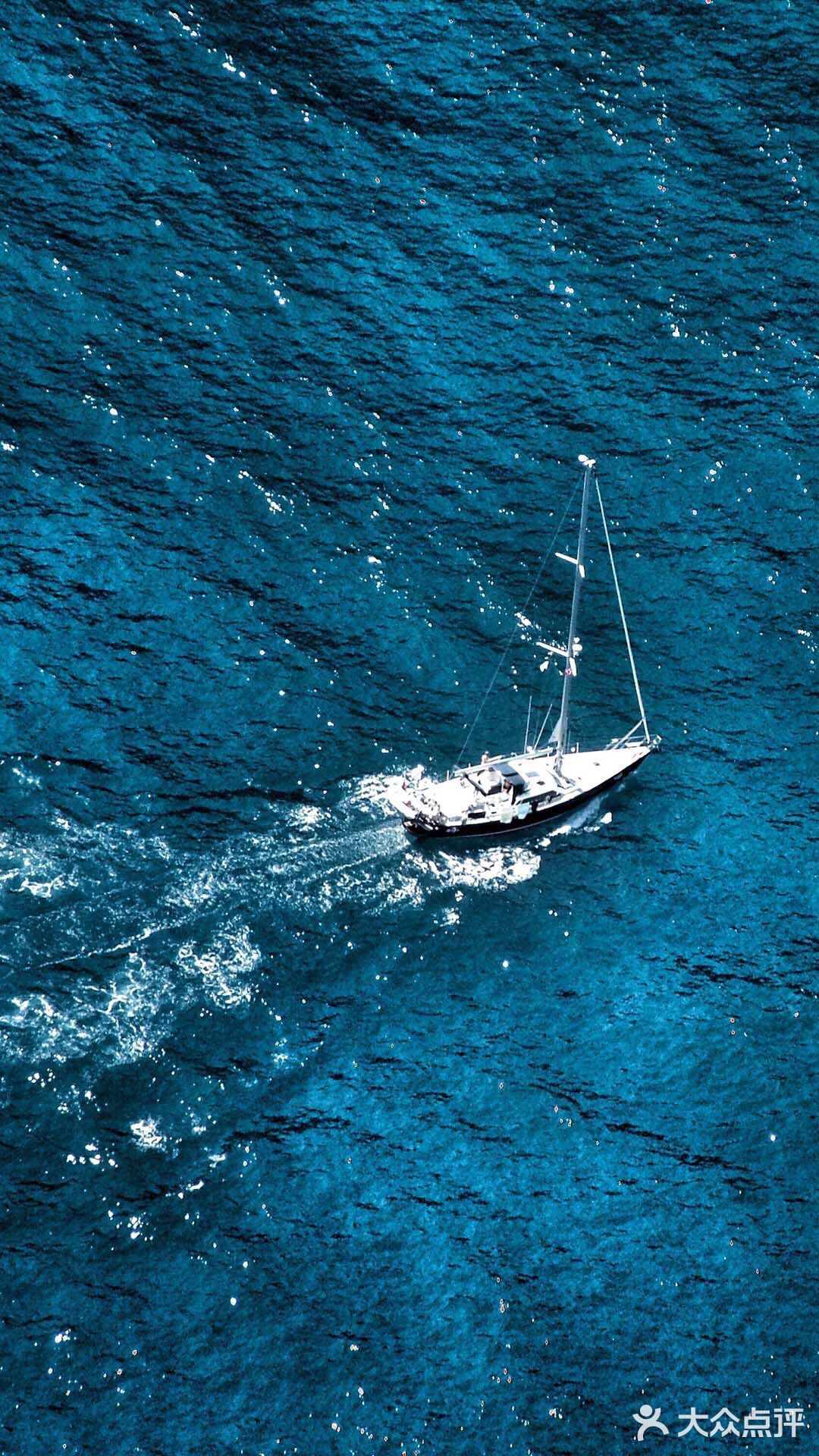 漂亮的帆船壁纸 无忧无虑的生活 帆船运动是人类利用风