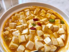 蟹黄豆腐-中餐厅·容辰酒店