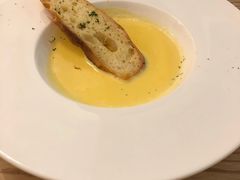 奶油南瓜汤-home 逅·慕西餐厅