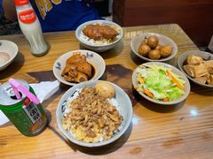 猪脚卤肉饭-红猪卤肉饭(大西洋美食城店)
