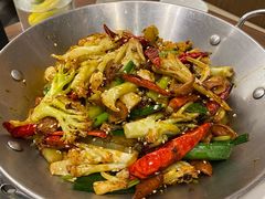 -渔语鱼新川菜Bistro(万象天地店)