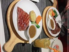 -斗牛士牛排餐厅(嘉里汇店)