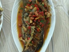 -覃记海鲜美食餐厅