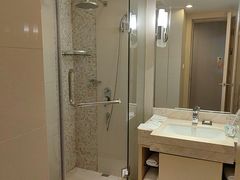 -南京双门楼宾馆(盐仓桥地铁站阅江楼店)