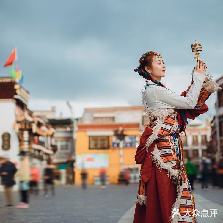 西藏-拉萨-来看八廓街藏服拍照如何！