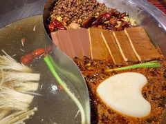 -谭鸭血老火锅(远大购物广场店)