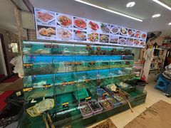 -覃记海鲜美食餐厅