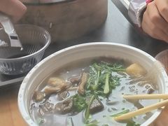 -鸡鸣汤包(红山动物园店)