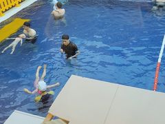 -酷游亲子游泳中心