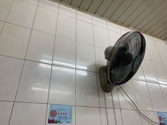 -黄阿姨锅贴大王(万航渡路店)