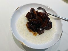 四头鲍鱼红烧肉-屋里厢上海菜馆