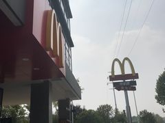 -麦当劳(南门换乘中心店)