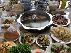 -龙记斑鱼火锅鲜切牛肉自助(红山路店)